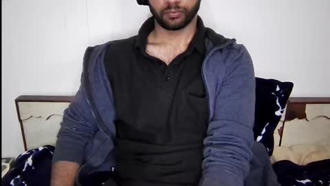 Snapshot of darkbud03 chatting on February 24, 2026, 6:06 pm just a guy online show from February 24, 2026, 6:06 pm