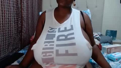 Snapshot of darkbusty chatting on January 8, 2025, 8:18 pm DarkBusty online show from January 8, 2025, 8:18 pm