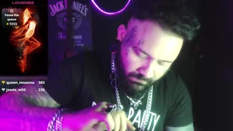 Snapshot of darkclothes chatting on October 8, 2025, 7:50 am darkclothes online show from October 8, 2025, 7:50 am