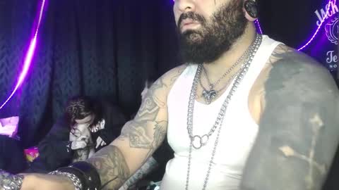 Snapshot of darkclothes chatting on October 16, 2025, 8:26 am darkclothes online show from October 16, 2025, 8:26 am