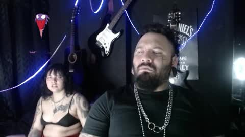 Snapshot of darkclothes chatting on November 4, 2025, 2:10 am darkclothes online show from November 4, 2025, 2:10 am