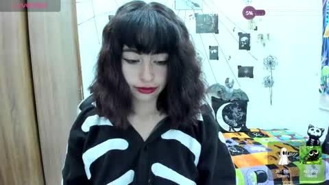 Snapshot of darkkittenuwu chatting on February 23, 2025, 10:20 pm Hi Im Yuri independent modelhelp me get my 111 hands upuwu online show from February 23, 2025, 10:20 pm