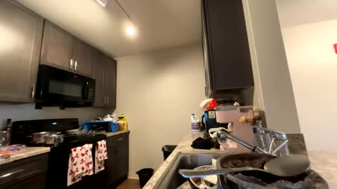 ScorpioKingX online show from March 3, 2026, 12:33 pm