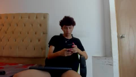 darkknightx01 online show from February 3, 2026, 9:47 am