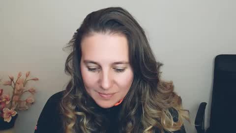 Anna online show from October 2, 2025, 9:22 pm