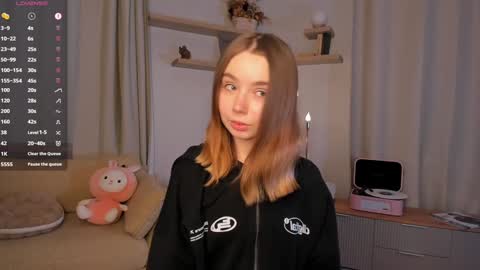 Elizabeth online show from September 11, 2025, 7:14 pm