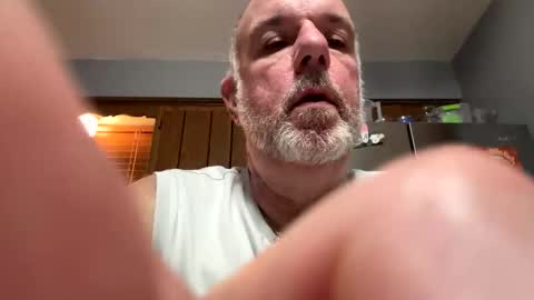 darknite083072 online show from November 20, 2025, 3:50 am