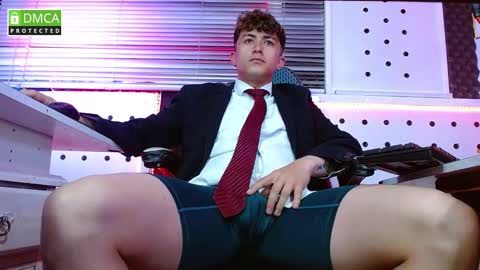 DARKO0717 online show from October 1, 2025, 10:32 am