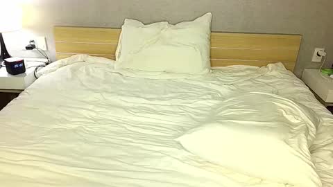 Snapshot of darkrogue18 chatting on February 25, 2026, 5:22 pm Alex online show from February 25, 2026, 5:22 pm