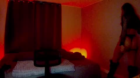 Snapshot of darkskullmistress chatting on February 2, 2025, 4:05 am roseredgoddess online show from February 2, 2025, 4:05 am