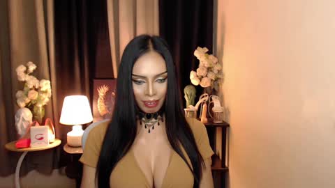 Snapshot of darksoul_mistress chatting on February 2, 2025, 2:13 pm HAPPY BIRTHDAY MISTRESS MADRIANA online show from February 2, 2025, 2:13 pm