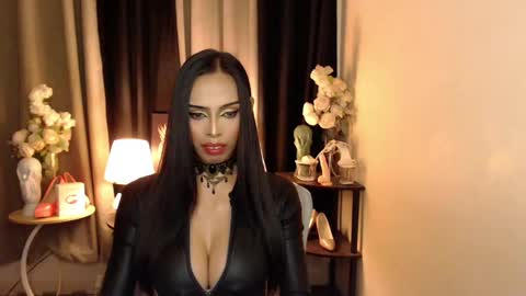 Snapshot of darksoul_mistress chatting on February 17, 2025, 1:42 pm HAPPY BIRTHDAY MISTRESS MADRIANA online show from February 17, 2025, 1:42 pm