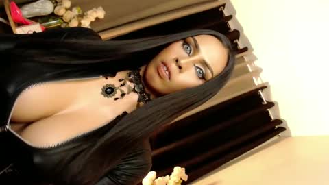 Snapshot of darksoul_mistress chatting on February 28, 2025, 9:47 am HAPPY BIRTHDAY MISTRESS MADRIANA online show from February 28, 2025, 9:47 am