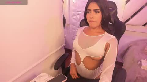 Snapshot of darla_santos_ chatting on November 8, 2025, 1:39 am Darla santos online show from November 8, 2025, 1:39 am