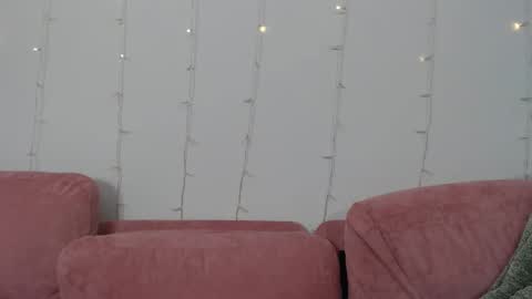 Darla Fae online show from March 6, 2025, 6:05 pm