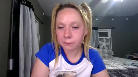 darlarainexo online show from May 30, 2026, 5:15 am