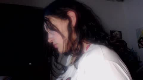 Snapshot of darlynn17 chatting on October 8, 2025, 2:53 am Darlyn online show from October 8, 2025, 2:53 am
