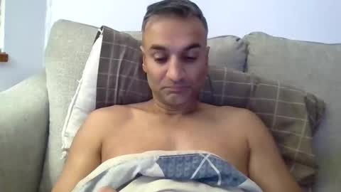 Snapshot of darryl43321 chatting on October 25, 2025, 5:37 am darryl43321 online show from October 25, 2025, 5:37 am