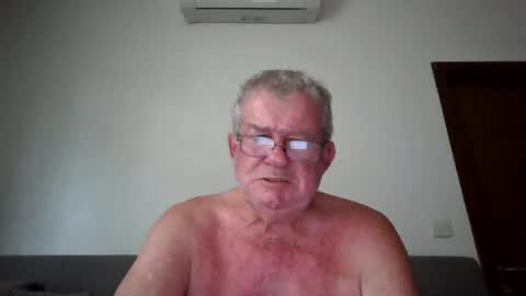 darwincock online show from July 1, 2026, 1:29 am