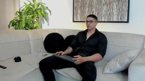 Dash online show from February 13, 2026, 11:06 am