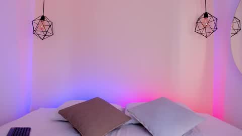  Dasha  online show from September 18, 2025, 7:49 pm