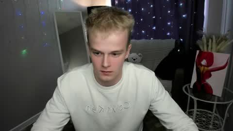 Snapshot of dattouz chatting on April 5, 2026, 8:11 am Jossif online show from April 5, 2026, 8:11 am