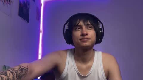 dav342673 online show from January 18, 2025, 7:28 am