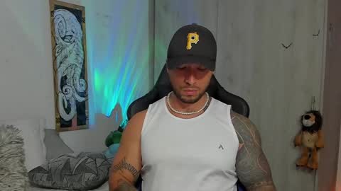 Snapshot of dave_max93 chatting on January 27, 2025, 3:50 pm DAVE MAX online show from January 27, 2025, 3:50 pm