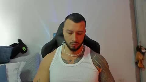 DAVE MAX online show from October 1, 2025, 2:23 pm