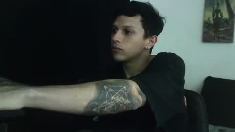 Snapshot of davebroww chatting on February 13, 2025, 1:29 am Dave Brown online show from February 13, 2025, 1:29 am