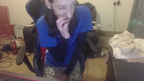 dave online show from November 11, 2025, 9:04 pm