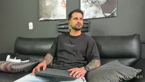 Daves online show from November 5, 2025, 12:27 pm