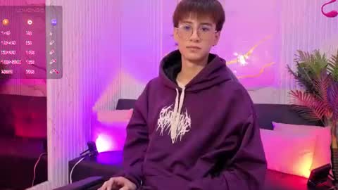 Davi sweet boy - follow me  3 online show from August 8, 2026, 3:08 am