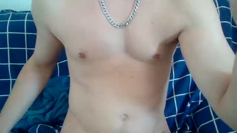 david019830 online show from October 26, 2025, 12:33 pm