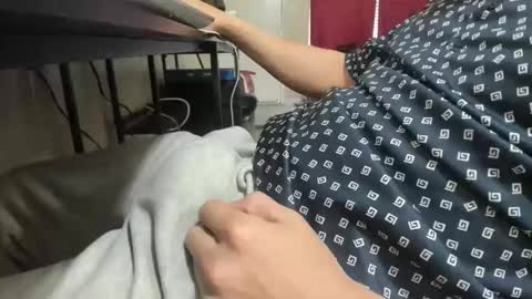 david089613 online show from November 29, 2025, 4:43 pm