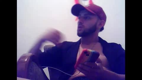 Snapshot of david23vergota chatting on September 15, 2025, 11:16 pm david23vergota online show from September 15, 2025, 11:16 pm