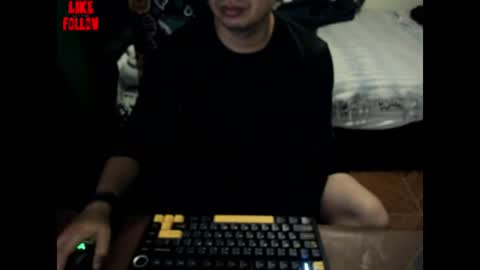 Snapshot of david_2789 chatting on June 13, 2026, 11:35 pm David online show from June 13, 2026, 11:35 pm