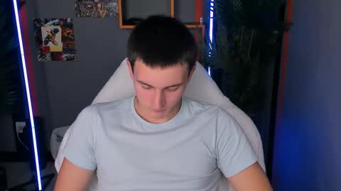 Snapshot of david__diamond chatting on September 27, 2025, 8:36 pm David online show from September 27, 2025, 8:36 pm