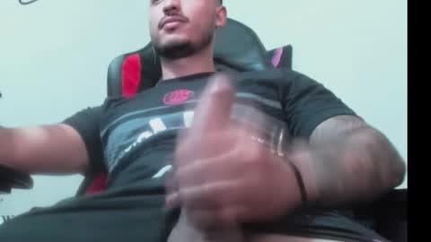 Snapshot of david__ox chatting on February 16, 2025, 11:16 pm david__ox online show from February 16, 2025, 11:16 pm