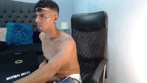 david_bandercock online show from December 5, 2024, 4:31 am