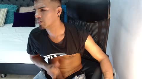 david_bandercock online show from December 14, 2024, 12:33 am