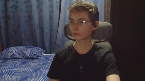 ProgrammerBoy online show from May 22, 2026, 2:19 am