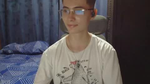 ProgrammerBoy online show from May 26, 2026, 1:23 am