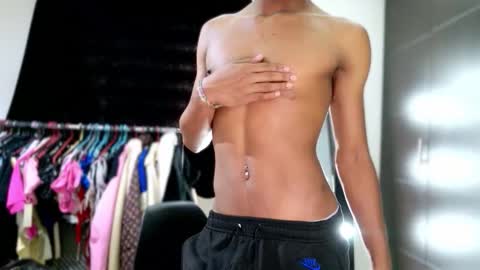 Snapshot of david_hot44 chatting on November 10, 2025, 9:03 pm david_hot44 online show from November 10, 2025, 9:03 pm