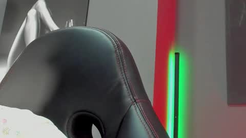 David Jons online show from November 3, 2025, 11:48 pm