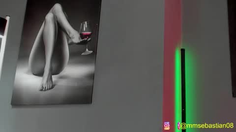 David Jons online show from December 15, 2025, 1:04 pm