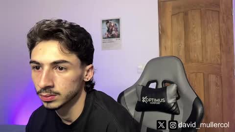 Snapshot of david_muller_ chatting on February 21, 2025, 2:28 am David online show from February 21, 2025, 2:28 am