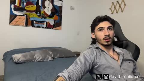 Snapshot of david_muller_ chatting on February 24, 2025, 3:12 am David online show from February 24, 2025, 3:12 am