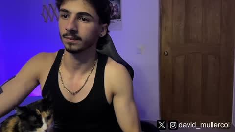 Snapshot of david_muller_ chatting on February 26, 2025, 1:32 am David online show from February 26, 2025, 1:32 am