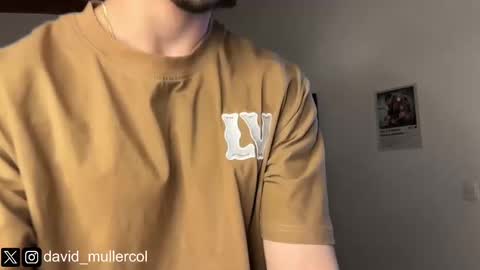 Snapshot of david_muller_ chatting on September 9, 2025, 2:11 am David online show from September 9, 2025, 2:11 am